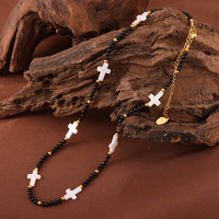 Accessoires rétro de style britannique coquille d'agate naturelle design perlé à la main sens collier en acier au titane