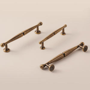 Tiradores de Gabinete de Latón Macizo Estilo Francés Retro, Manijas de Lujo Vintage para Cajones y Puertas de Armario - Product Image 6