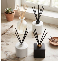 Bouteille diffuseur de parfum carrée avec bouchon en bois, bouchon de bouteille diffuseur de parfum, bouchon de bouteille diffuseur d'arômes avec couvercles