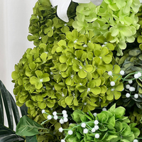 Bunga Hydrangea, Lili Putih, Baby's Breath, dan Lotus Buatan yang Realistis dan Indah untuk Dekorasi Latar Belakang Tempat Pernikahan