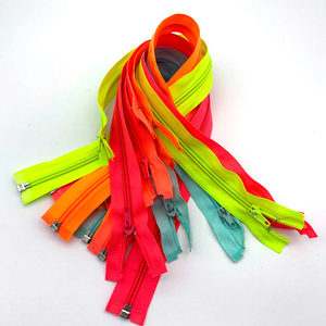 Cremallera De Nylon En Gros Extrémité Ouverte #5 Nylon Bobine <span class=keywords><strong>Fermeture</strong></span> À Glissière <span class=keywords><strong>50</strong></span> <span class=keywords><strong>cm</strong></span> 60 <span class=keywords><strong>cm</strong></span> 70 <span class=keywords><strong>cm</strong></span> pour Vêtements - Product Image 6