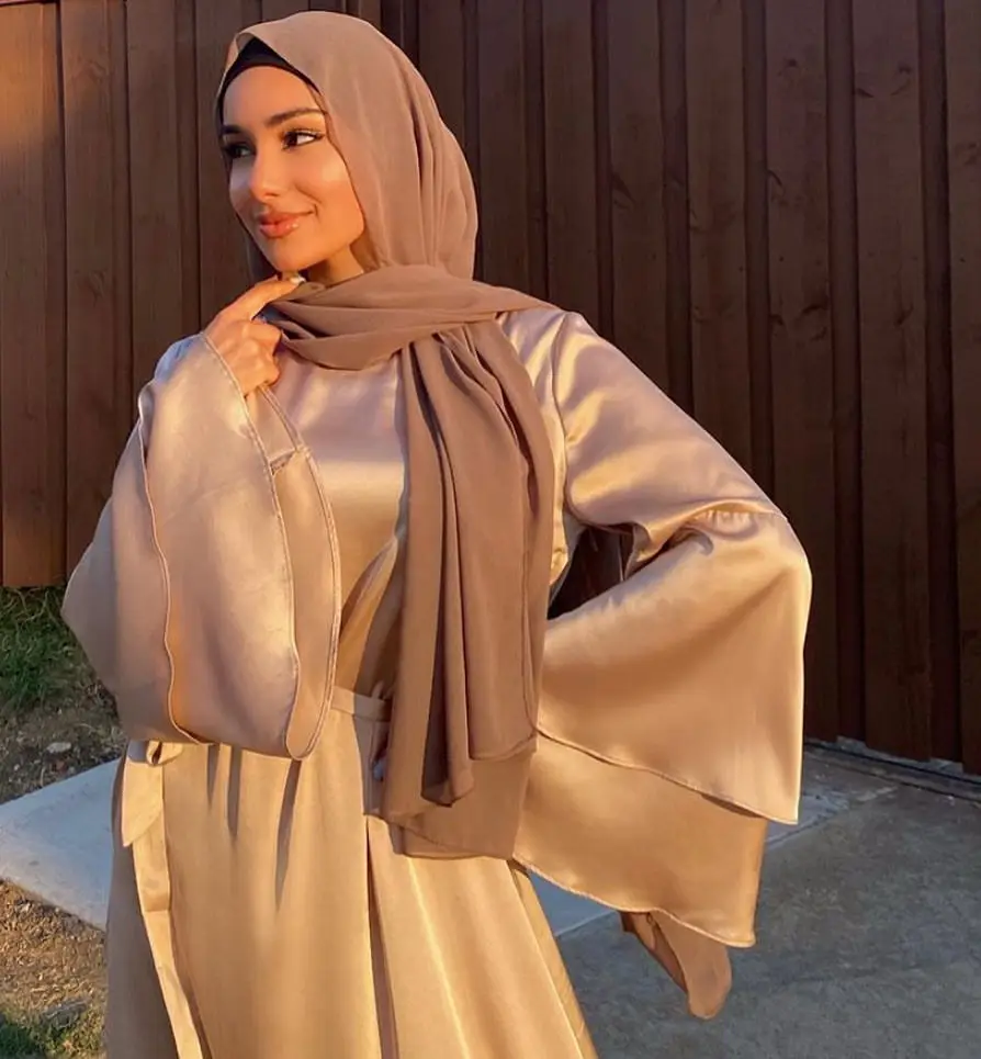 Afrikanische Kleidung der Mode des Nahen Ostens aus Premium-Setrtchy-Satin-Abaya-Kleid muslimische islamische Kleidung mit Gürtel