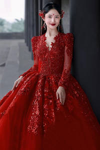 Nuovo Abito da Sposa <span class=keywords><strong>Rosso</strong></span> in Pizzo 2025 con Grande Strascico, Stile Vintage Francese Invernale, Abito da Donna in Tulle Taglie Forti - Product Image 2