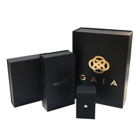 Boîte-cadeau en carton rigide de luxe noire personnalisée avec couvercle magnétique amovible pour l'emballage