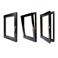 Fenêtres modernes en bois recouvert d'aluminium, à ouverture oscillo-battante, triple vitrage, verre trempé, certifiées PHI, insonorisées pour hôtel