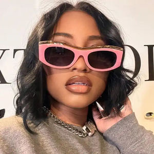 2024 nuova piccola montatura unica Moon Design y2k occhiali da <span class=keywords><strong>sole</strong></span> donna uomo sport alla moda equitazione occhiali da <span class=keywords><strong>sole</strong></span> occhiali Punk Moon Eyewear UV400 - Product Image 1