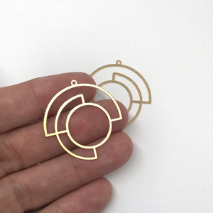 Pendentif géométrique en cuivre plaqué or pour la fabrication de boucles d'oreilles, usage domestique - Product Image 3