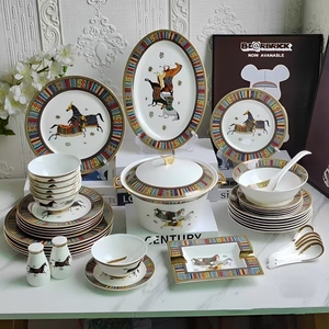 Wholesale Luxury Gold Porcelain Dinnerware Set with Horse 58pcs Bone China Plates for 12 People Stocked Features - Product Image 3