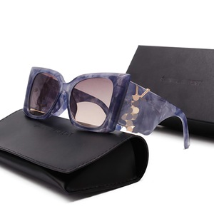 Lunettes <span class=keywords><strong>de</strong></span> soleil rétro décontractées avec logo personnalisé, marques <span class=keywords><strong>de</strong></span> mode célèbres, design <span class=keywords><strong>de</strong></span> luxe, lunettes <span class=keywords><strong>de</strong></span> soleil pour femmes avec protection UV400, personnalité œil <span class=keywords><strong>de</strong></span> chat - Product Image 4