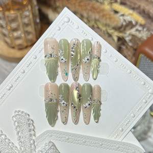 Uñas Postizas de Lujo con Diseño de Ojo de Gato y Manicura Francesa, Decoradas con Cristales de Rhinestone, Hechas a Mano - Product Image 1