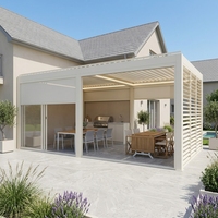 Pergola bioclimatique intelligente moderne blanche en aluminium avec toit rigide, écran zip et éclairage LED 4x3 pour jardin