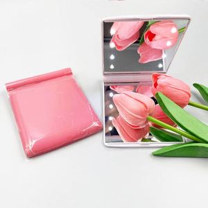 Espejo de Maquillaje Rosa y Blanco con Luz LED, Marca Privada, Espejos de Maquillaje Portátiles Mini con Luz - Product Image 2