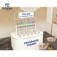 Présentoir de Luxe pour Parfums, Décoration de Magasin de Cosmétiques, Design Personnalisé, Mobilier sur Mesure pour Présentation de Parfums en Boutique