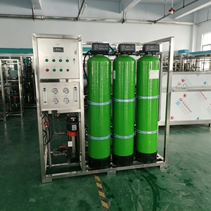 Impianto Industriale Automatico per Osmosi Inversa da 500 LPH con Serbatoi di Pretrattamento a 3 Stadi e Controllo PLC per un'Affornitura Affidabile dell'Acqua - Product Image 6