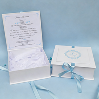 Boîte cadeau personnalisée en carton recyclable écologique de style livre pour bijoux avec ruban