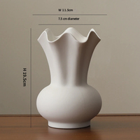 Vase de table en céramique mate fait main, style Art Déco - Décoration d'intérieur écologique, cuit à haute température, pour salon