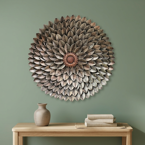Arte Floral Metálico para Pared, Pieza Decorativa Circular Colgante, Estilo Moderno Rústico, Artesanía Metálica Hecha a Mano - Product Image 4
