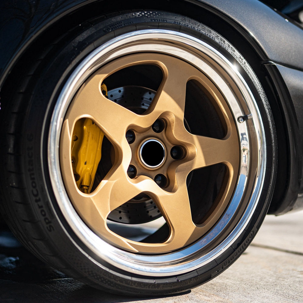 โกลเด้น