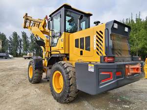 Chargeuse sur pneus compacte agricole multifonctionnelle diesel 4x4 avec <span class=keywords><strong>grappin</strong></span> à bois <span class=keywords><strong>pour</strong></span> la construction et l'ingénierie, fournie par l'usine - Product Image 6