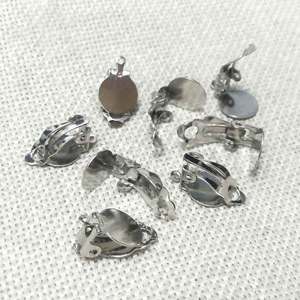 1000 Klip Telinga Bantalan Berlapis 500 Pasang, Jepit Besi Klip Pada Anting-Anting Kerajinan Menemukan Punggung Bantalan Datar Perhiasan DIY - Product Image 1