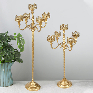 Chandelier en métal doré européen sur pied, décoration de mariage personnalisée, ornement de luxe pour bureau, chambre et <span class=keywords><strong>maison</strong></span> - Product Image 2