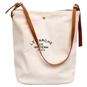 Bolsos de Mano de Lona de Algodón de Color Personalizados con Logotipo, Diseño de Moda de Alta Calidad, con Asas de Cuero Marrón - Product Image 1