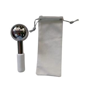 13.8cmステンレスビロードポーチボディフェイシャルフェイスネック目マッサージャーCryoスティック冷却ローラーアイスグローブマッサージツール - Product Image 4