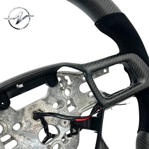 Volant sport en cuir à 3 branches en fibre de carbone forgé<span class=keywords><strong>e</strong></span> pour <span class=keywords><strong>Mustang</strong></span> <span class=keywords><strong>GT</strong></span> S650 2024 - Product Image 3