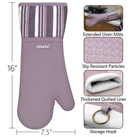 Une paire de gants de four en silicone antidérapants à rayures texturées imprimées violettes, résistants aux brûlures, pour barbecue, en coton, lavables au lave-vaisselle
