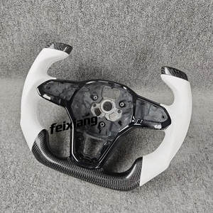 Volant en fibre de carbone pour modification et amélioration de Volkswagen <span class=keywords><strong>Golf</strong></span> 8 <span class=keywords><strong>GTI</strong></span> Polo - Product Image 2