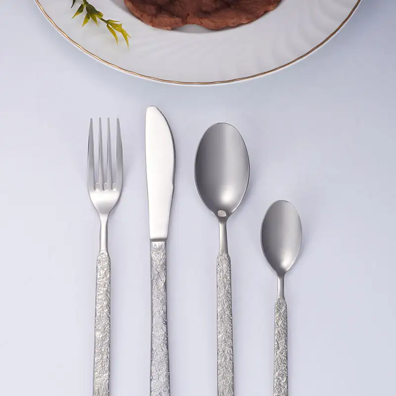 Wholesale European Western Restaurant Wedding Steak Solid 4 Pcs Stainless Steel knife fork Spoon Set Silverware Cutlery