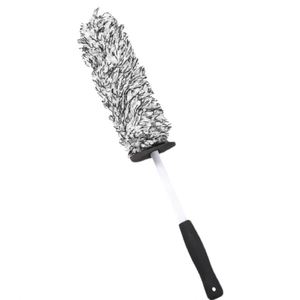 Brosse de nettoyage en microfibre douce avec logo personnalisé, manche long antidérapant, outil de détaillage pour jantes de roues et lavage de voiture - Product Image 1