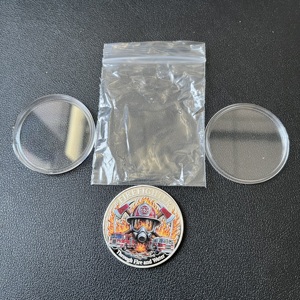 Moneta Commemorativa Vigili del Fuoco: Sfida Attraverso Fuoco e Acqua - Medaglia da Collezione per Eroi dei Pompieri, Regalo - Product Image 2