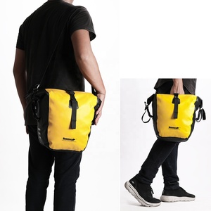 กระเป๋าติดจักรยาน <span class=keywords><strong>Rhinowalk</strong></span> กันน้ำ 20 ลิตร สำหรับจักรยานเสือภูเขาและจักรยานถนน - Product Image 5