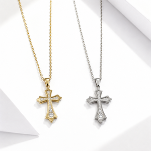 Collier pendentif croix en acier inoxydable avec incrustation de zircon, plaqué or 18 carats sous vide, option or, chaîne de 66 cm, tons or et argent - Product Image 1