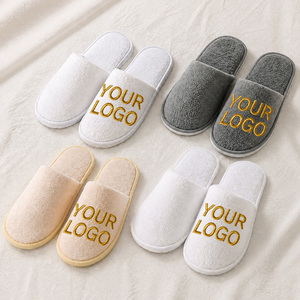 <span class=keywords><strong>Pantofole</strong></span> da Hotel in EVA/TPR con Logo Personalizzato, Punta Chiusa, Suola Antiscivolo da 7mm, in Pile Corallo, Adatte per Tutte le Stagioni - Product Image 1