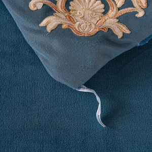 Bộ Chăn Ga Giường Thêu Màu Trơn Bằng Nhung Thổ Cẩm Dày Hai Mặt Bộ Bốn Món Phong Cách Châu Âu Và Mỹ - Product Image 5