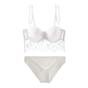 Nouvel ensemble de lingerie en dentelle brodée style français, fin et sexy, avec soutien-gorge push-up et culotte 2 pièces pour femme - Product Image 5