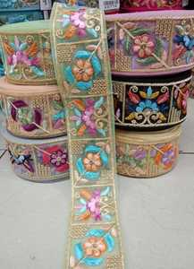 Cintas florales bordadas hechas a medida hechas con Bordados florales de colores para usar en vestidos de fiesta - Product Image 6