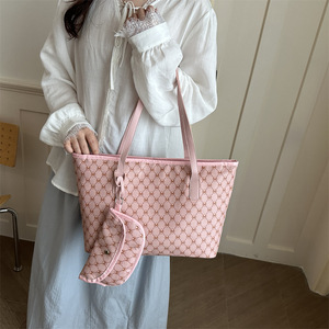Bolso Tote de Cuero PU Simple y Moderno de Gran Capacidad para Mujer, Uso Diario de Verano, Correa de Hombro con Diseño de Puntos, para Bodas y Ocasiones Especiales - Product Image 3
