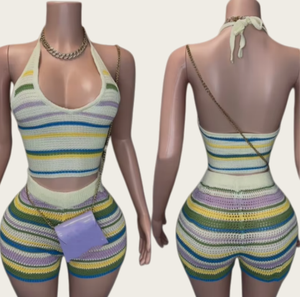 Viviblook Z711ST06 Tenues pour femmes dos nu licou haut court short tricoté costume deux pièces rayé ensemble - Product Image 1