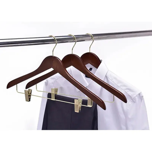 Perchas de <span class=keywords><strong>madera</strong></span> de primera calidad personalizadas para el hogar pantalón y falda de <span class=keywords><strong>madera</strong></span> de cerezo colgador de <span class=keywords><strong>ropa</strong></span> ahorro de espacio con Clips - Product Image 1