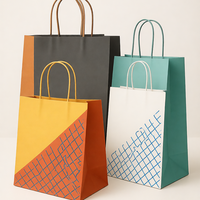 Sacs en papier marbré bleu marine personnalisés OEM ODM pour bijoux et emballages cadeaux haut de gamme avec impression de logo