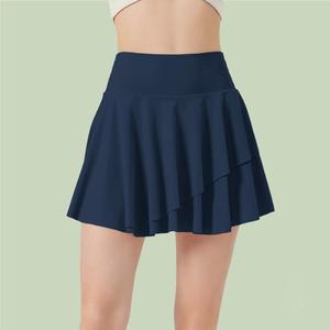 Falda mini acampanada con volantes superpuestos para mujer, de secado rápido y transpirable, con pantalones cortos incorporados y bolsillos laterales, ideal para golf y tenis. - Product Image 4