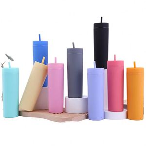 Vasos delgados de doble pared de 16 oz, color mate, sin BPA, de grado alimenticio, multicolor, con tapas y pajitas. - Product Image 1