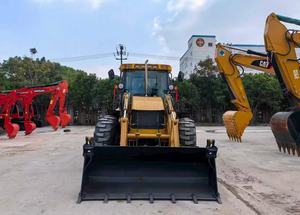 รถตักล้อยาง JCB 4CX มือสอง สภาพดี พร้อมกำลังแรง เหมาะสำหรับงานวิศวกรรม - Product Image 2