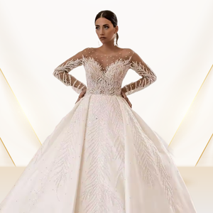 Robes de mariée de luxe à manches longues, dos ouvert en V, robe de mariée lourdement ornée de cristaux - Product Image 4