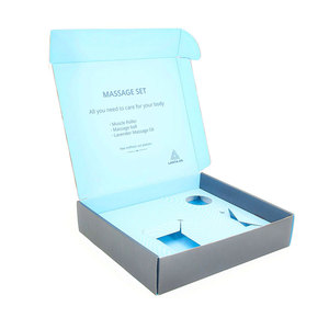 Boîtes cadeaux pliées personnalisées en carton ondulé imprimé UV, écologiques, pour l'expédition de produits de soin, avec pelliculage mat et finition invisible - Product Image 1