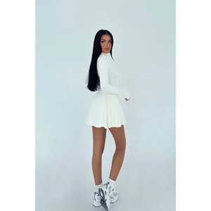 Ensemble short deux pièces Lola en tissu gaufré blanc, coupe ample, au-dessus du genou, taille XS - Product Image 1