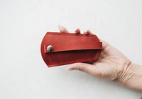 Porte-clés en cuir véritable personnalisé, mini sac à clés portable vintage, étui à clés à suspendre à la ceinture pour homme, porte-clés, pochette